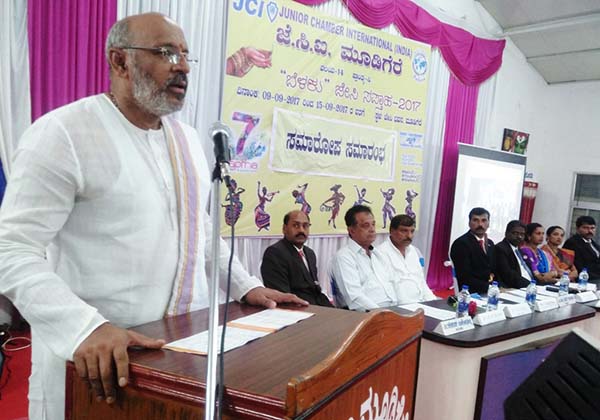 ಸೌಹಾರ್ದತೆಯಿಂದ ಬದುಕಿದಾಗ ಉತ್ತಮ ಸಮಾಜ ನಿರ್ಮಾಣ: ಭೀಮೇಶ್ವರ ಜೋಷಿ